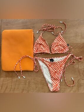 Triangl Swimwear Orange and White Geometric Triangle Bikini Top
